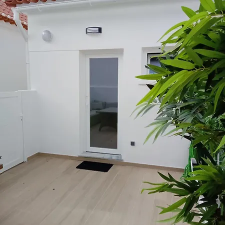 別荘 At Maries 4 Blue