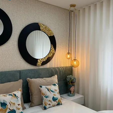 別荘 At Maries 4 Blue *